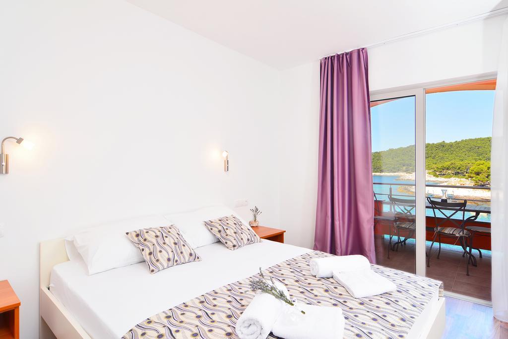 Apartments Juka Hvar Town Esterno foto